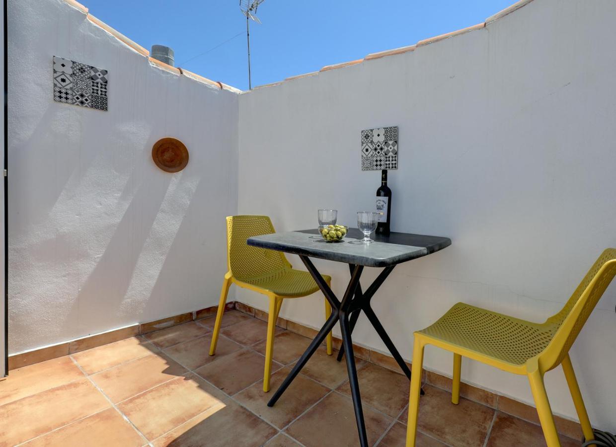 Unique Andalusian Townhouse Next To Beach Estepona Exteriör bild